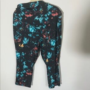 Old Navy Maternity Leggings with Abstract Print